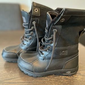 Kids UGG boots! Superrrr warm!!